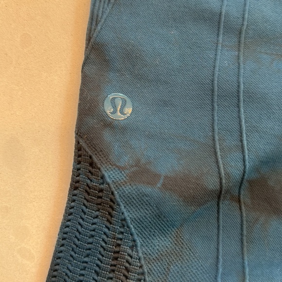 Lululemon seamless capri - Picture 5 of 5